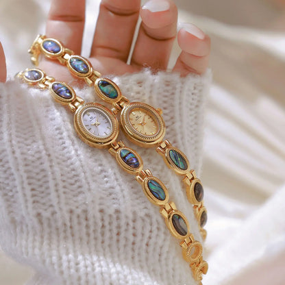 The Shells in Gold