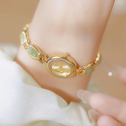 The Jadelette in Gold