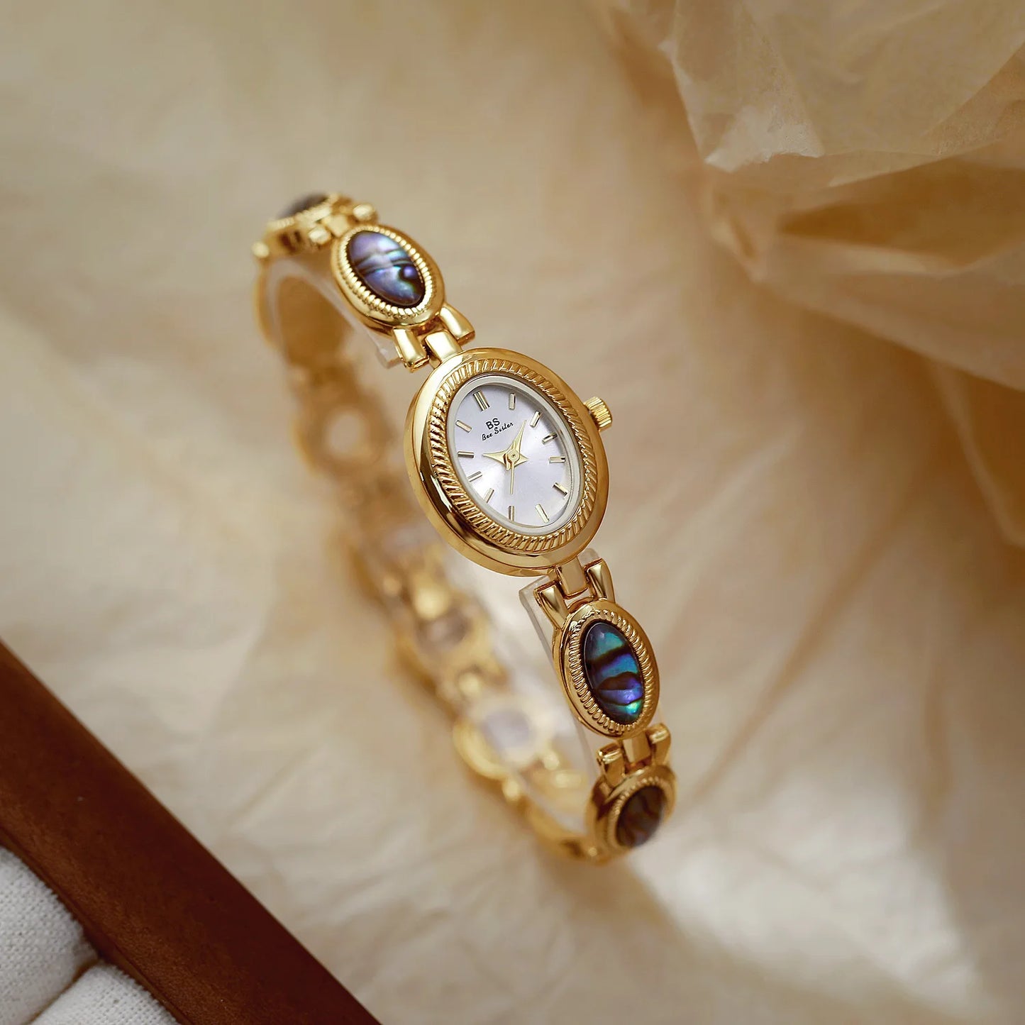 The Shells in Gold