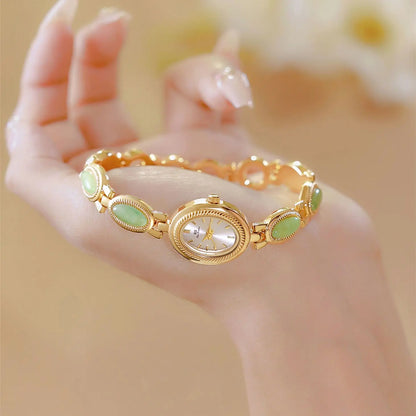 The Jadelette in Gold
