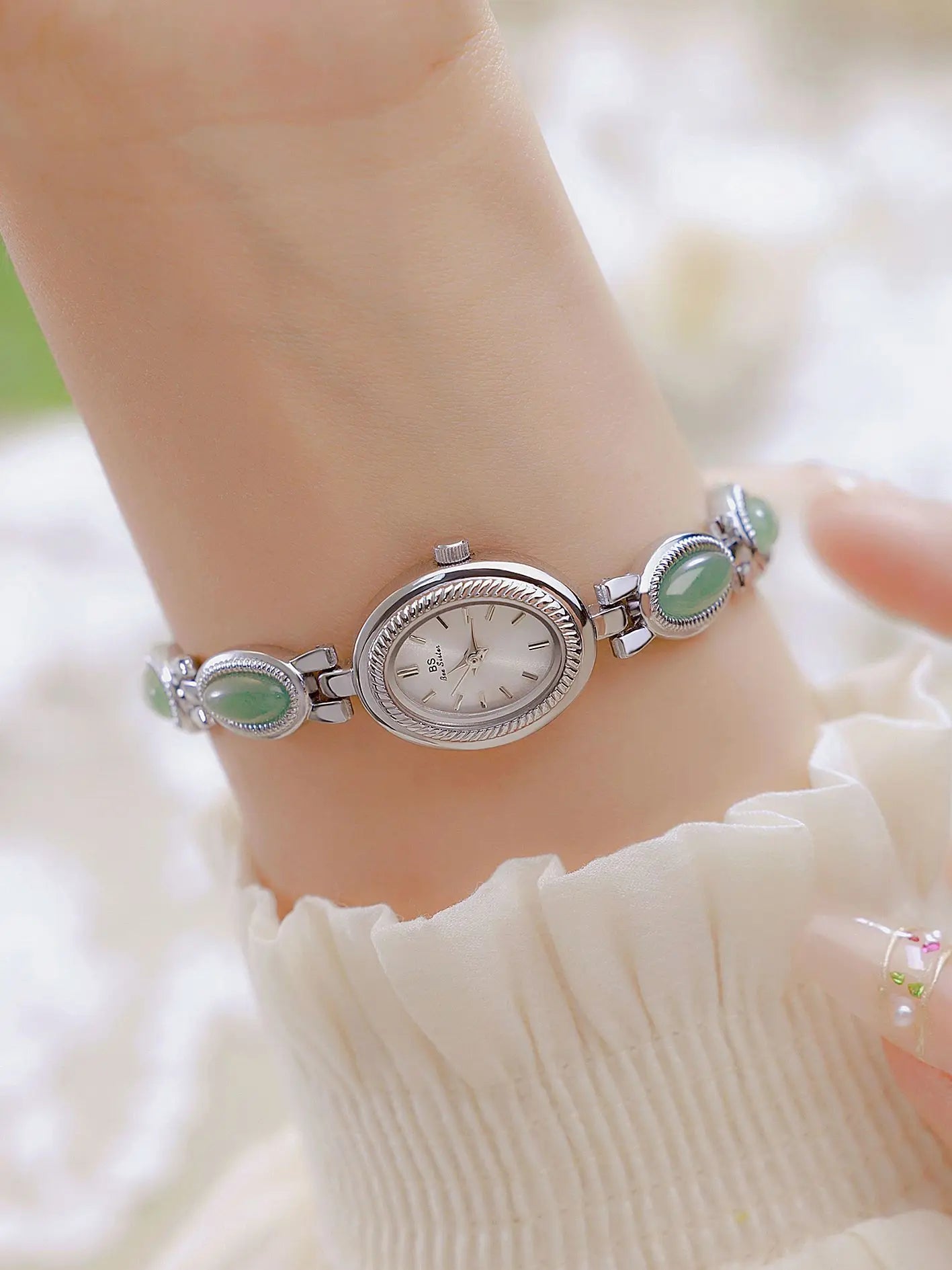 The Jadelette in Silver