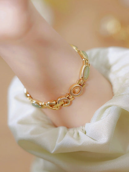 The Jadelette in Gold