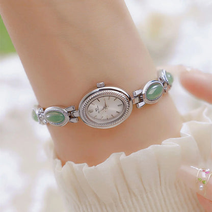 The Jadelette in Silver