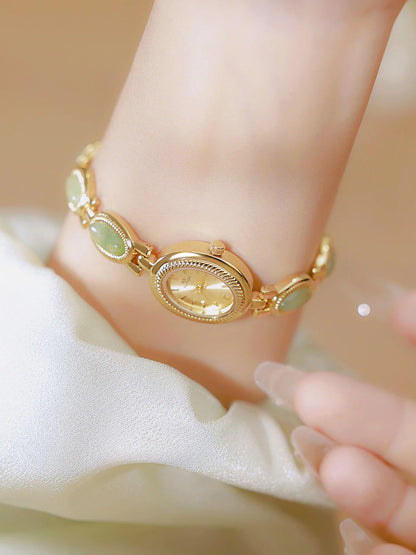 The Jadelette in Gold